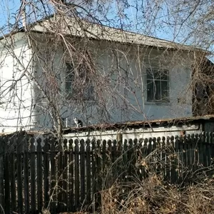 Продам двухэтажный дом